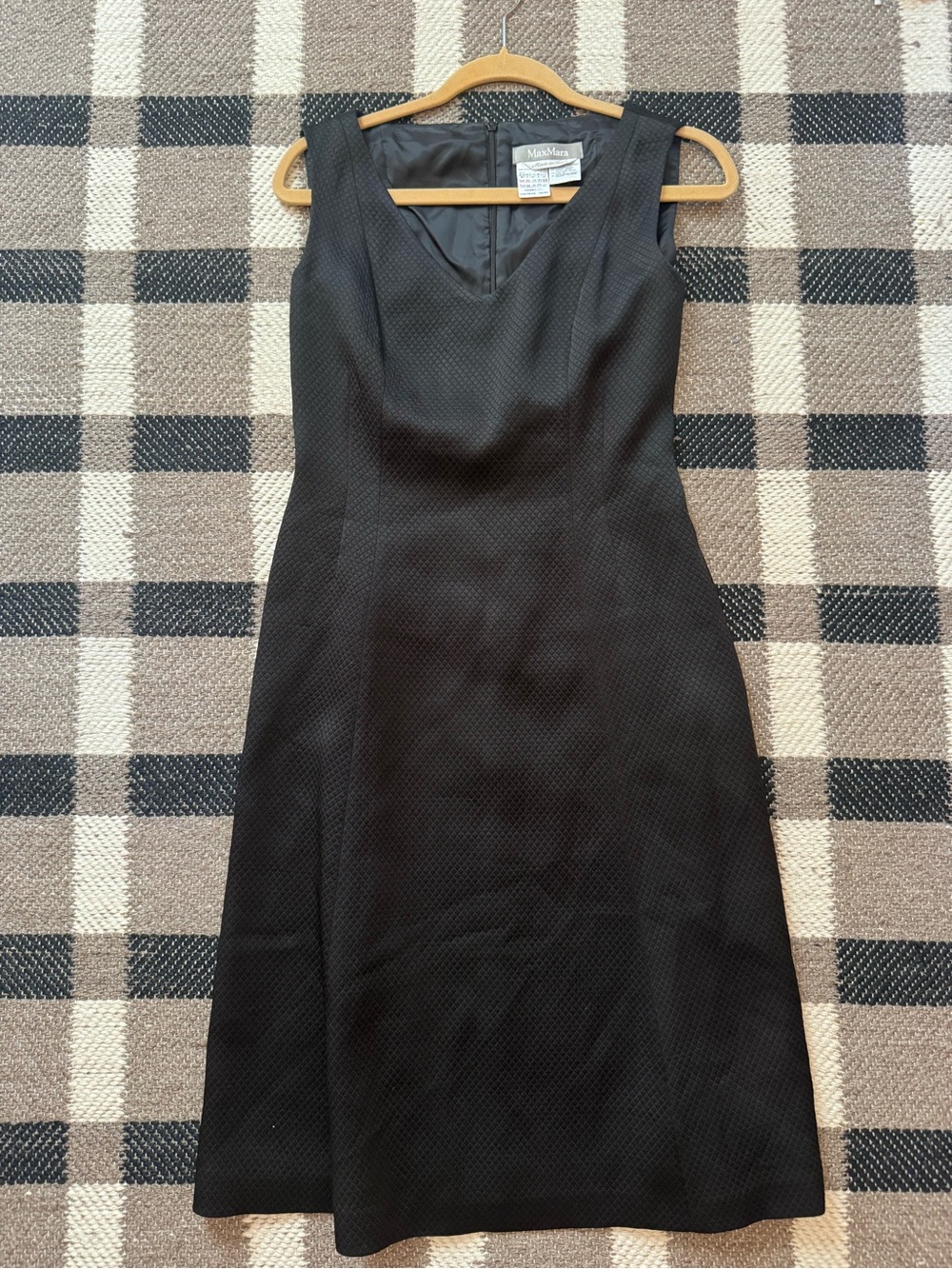 MaxMara Black Sleeveless Midi A-Line Dress